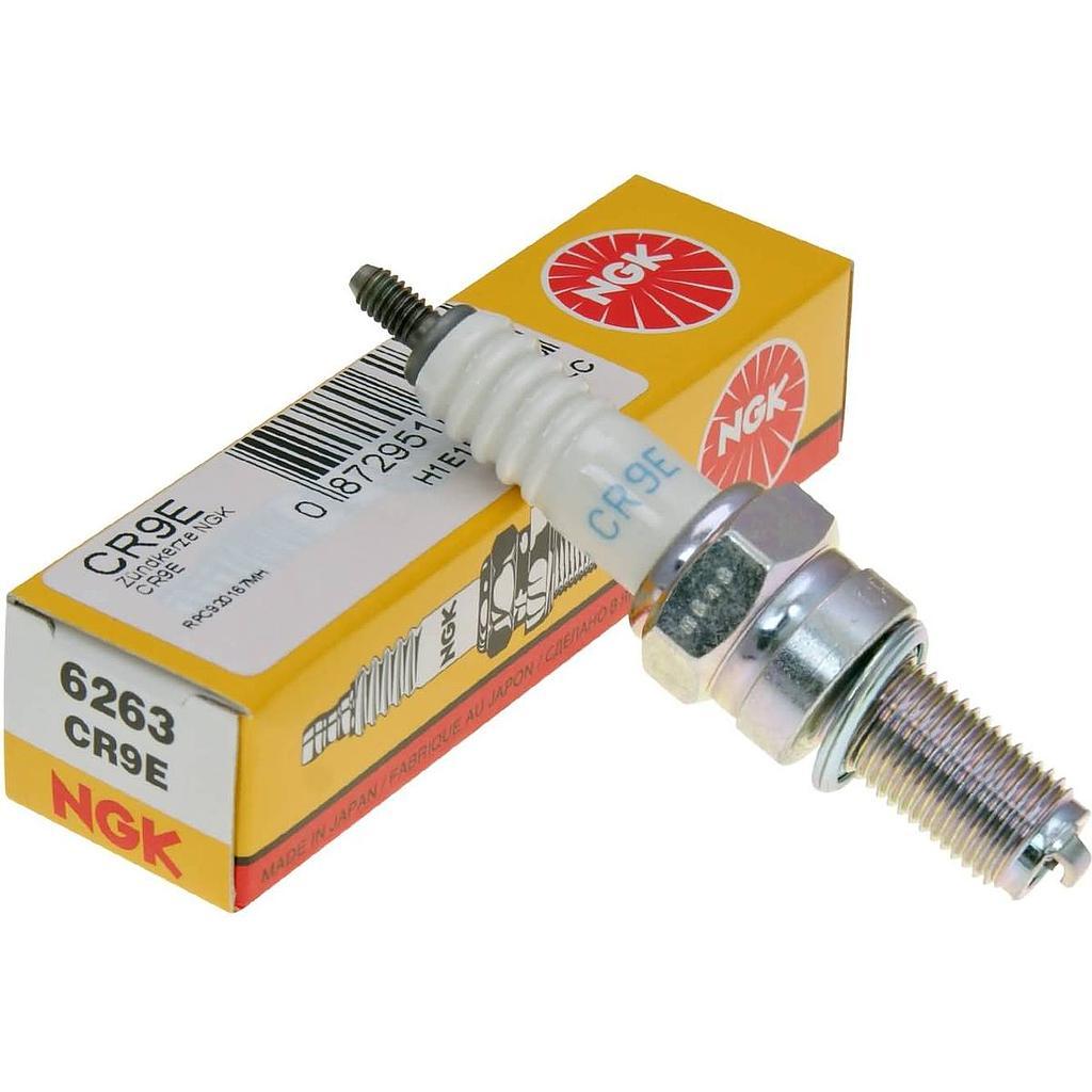 NGK CR9E Spark plug 125 MT Yamaha & CBR 125 R Honda